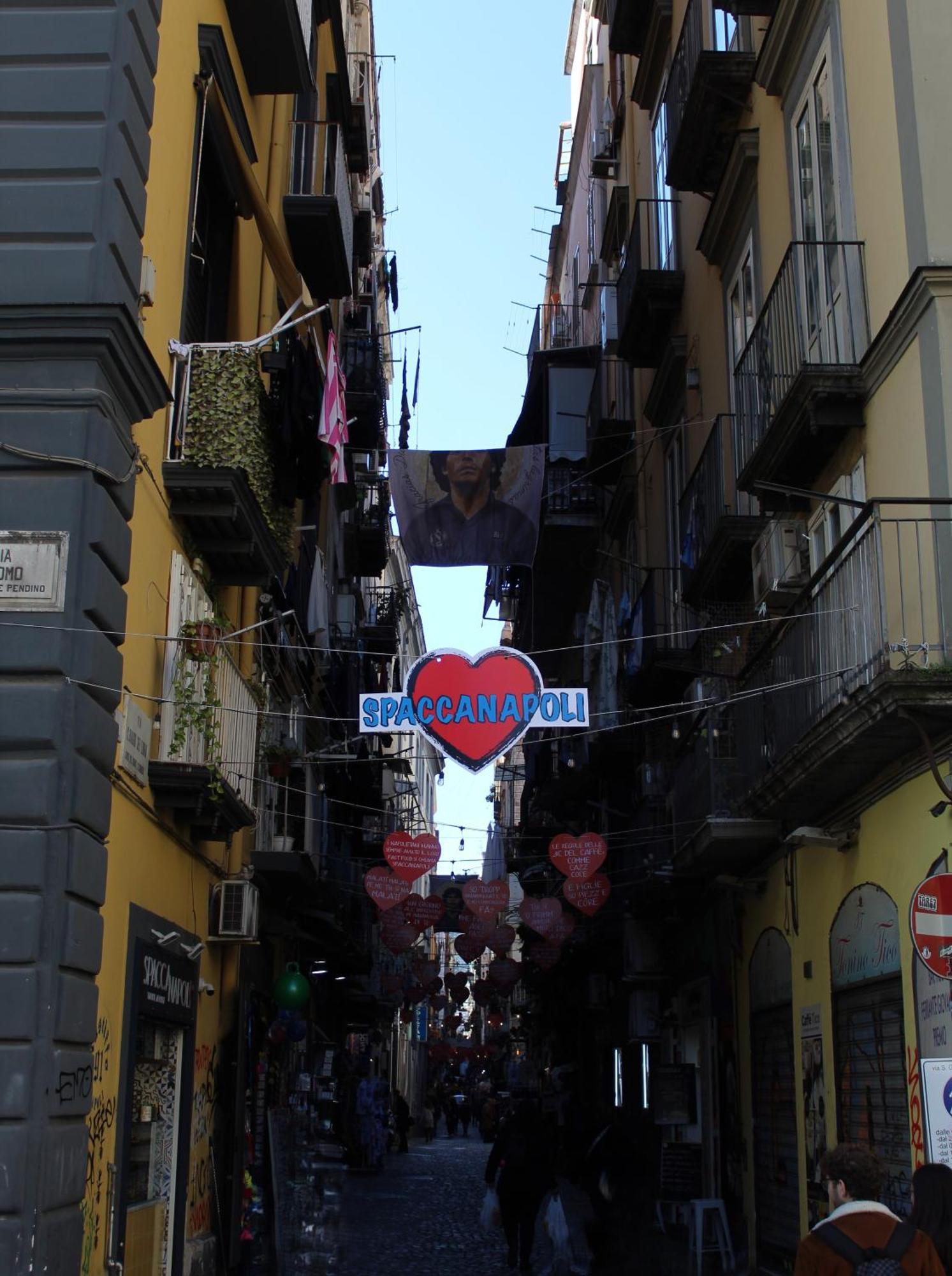 Blackwoody Contemporary Rooms - Napoli Centro Storico Exterior photo